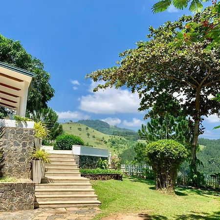 Amandari Holiday Villa Gelioya Exterior foto